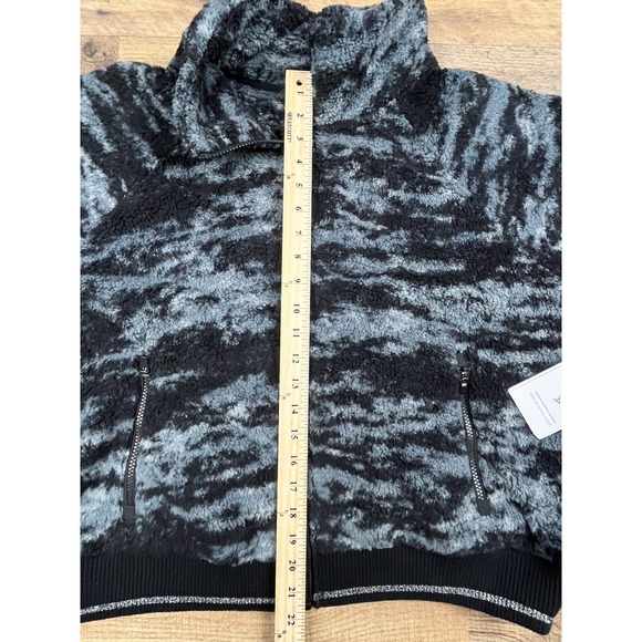Athleta Womens 1X Jacket Tugga Sherpa Fog Camp Full‎ Zip Fleece NWT Black & Grey - Picture 6 of 7